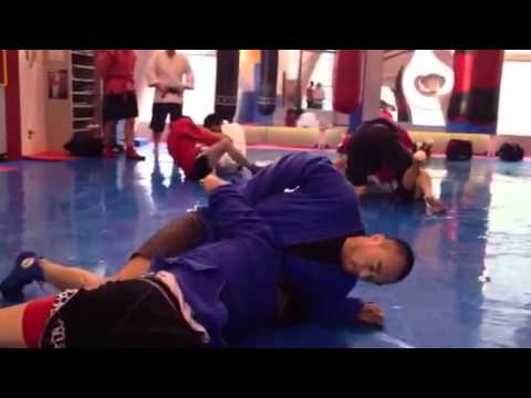 2013.6.29 埼玉でサンボ 寝技スパー1