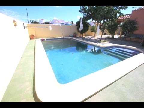 Torrevieja - 3 Bedrooms Detached Villa with Pool - (© White Villas in Spain)