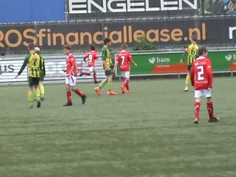 DOVO JO11-1 - Brederodes JO11-1 competitie eerste helft