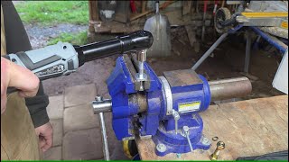 Workpro Power Ratchet.  This thing RIPS!