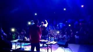Ntò e Clementino live camaldoli - Se ne cade la città