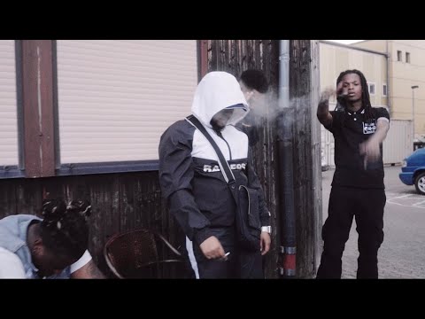 MaazaKayo - SMOKE (prod. by WavyKaen)