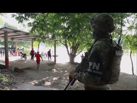 Mexico deployed more troops to its southern border with Guatemala on Monday amid growing evidence that the heightened military presence was deterring some migrants from trying to cross the border. (June 18)