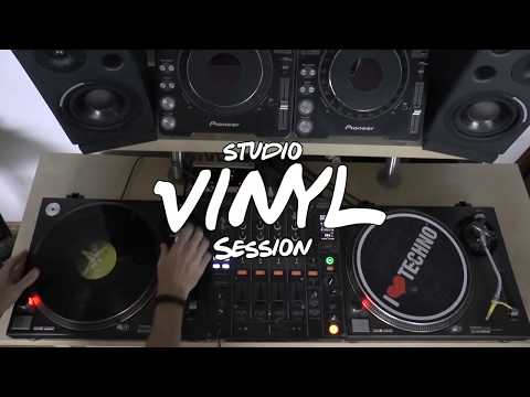 Old School Techno Mix 100 % Vinyl Only Session vol.2 // 2000 - 2008 // mixed by Lukash Andego