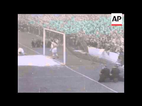 FA CUP 3RD ROUND - BEDFORD TOWN BEATEN BY ARSENAL