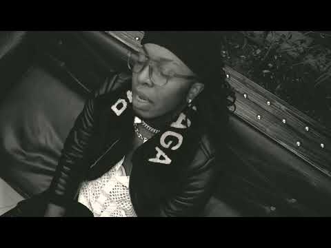 LEJOS  - MC BOLA 8 X @ComenzaraSanar  - ENERO (VIDEO OFICIAL) ALBUM - DOCE MESES