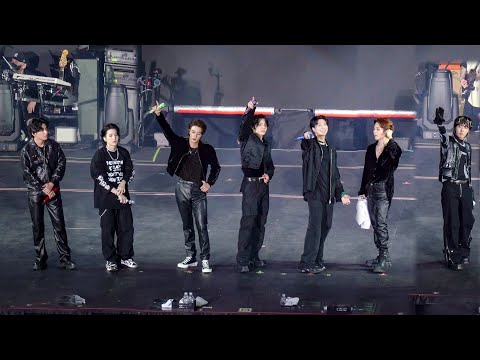 땀 흘리는 모습도 너무 멋진 BTS OPENING MENT 4K Fancam @ 221015 BTS YET TO COME IN BUSAN CONCERT