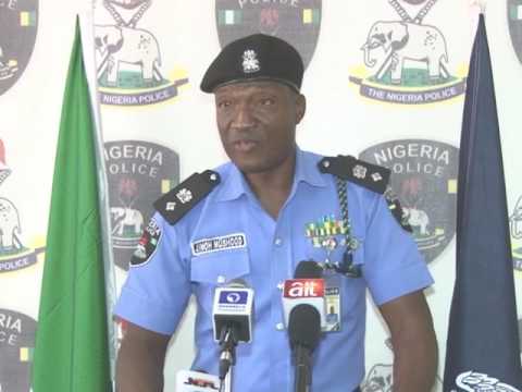 Police Parades Four Suspected Kinappers of Turkish School Students