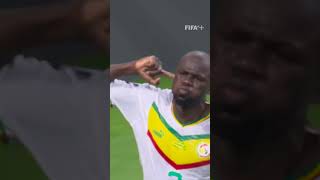 Kalidou Koulibaly shows instincts of a STRIKER to score key goal vs Ecuador #ShortsFIFAWorldCup Kalidou Koulibaly shows instincts of a STRIKER to score key goal vs Ecuador #ShortsFIFAWorldCup