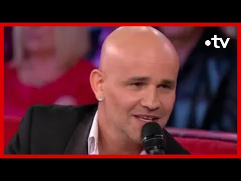 Hommage à JP Belmondo : Rachid Ferrache lui chante une chanson - Vivement Dimanche 12 septembre 2021