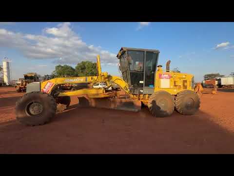 MOTONIVELADORA KOMATSU GD 655