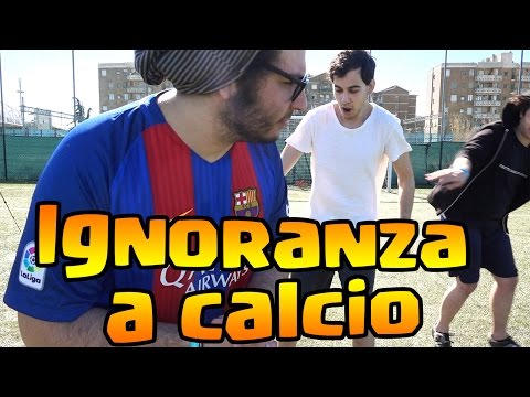CHALLENGE IGNORANTE in un campo da calcio w/ Marcy TheMark
