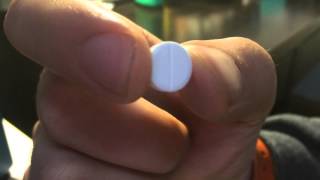 How to EASILY split Modafinil (Modalert) pills in half, NO pill splitter required!