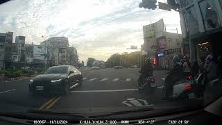 [閒聊] 切超大西瓜這可以送檢舉嗎?