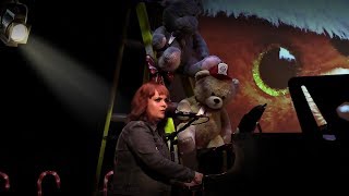 Allison Crowe  --- Hallelujah