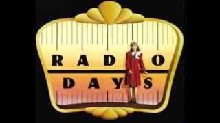 21 Bing Crosby ＆ The Andrews Sisters - Pistol Packin&#39; Mama (Radio Days)