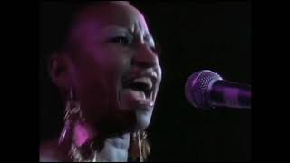 thumbnail image for video of Fania All Stars "Live In Africa" - Quimbara (Celia Cruz)
