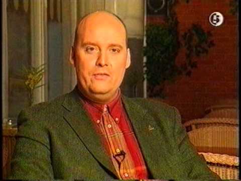 Femman: ur "Ronnys Rullar" - Timecop (1995)