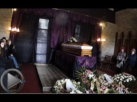 Ferrari Violetta (1930--2014) temetése