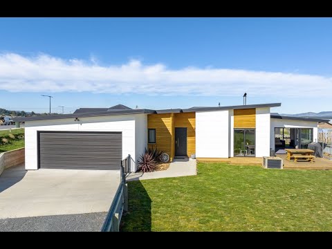 2 Monterey Drive, Balclutha, Otago, 3 Bedrooms, 2 Bathrooms, House
