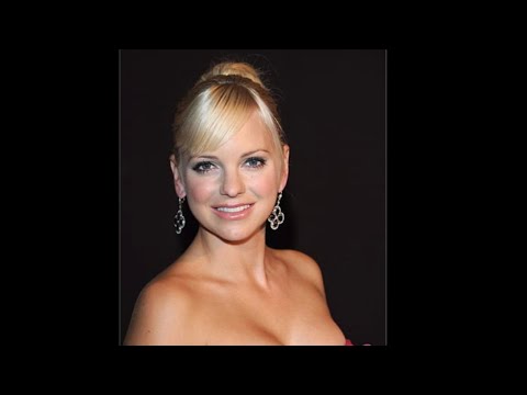 Anna Faris Hot Pictures