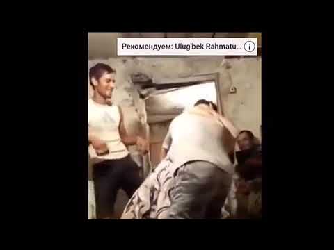 Мусофирдаги хоразимлик эркаклар ва фохиша айол ракси
