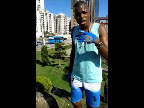 Mc Gelo da Zs e Mc Dé da DV MEDLEY