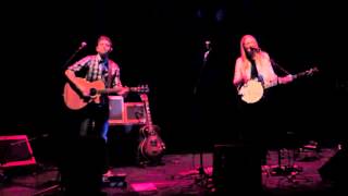 The Star That Guides You Home ~ Emma Stevens (Live)