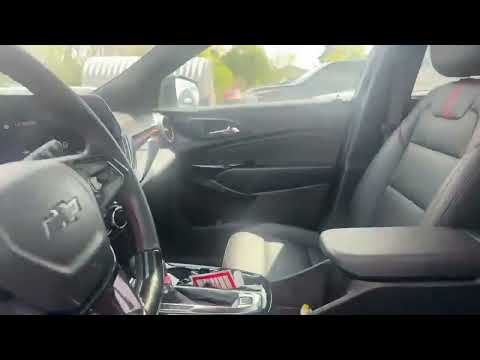 2025 Chevrolet Trax FWD 4dr 2RS in White for sale at Finch Chrysler Dodge Jeep Ram Ltd in London, ON