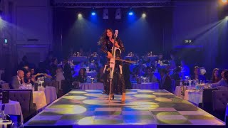 Cellist Jenny