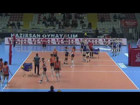 #16 Katerina Zhidkova 37 points (31 attacks 50% / 2 blocks / 4 aces)