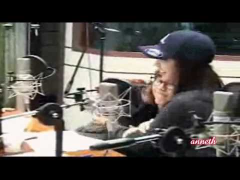 Yulsic Moment #16 - Comforting Jessica