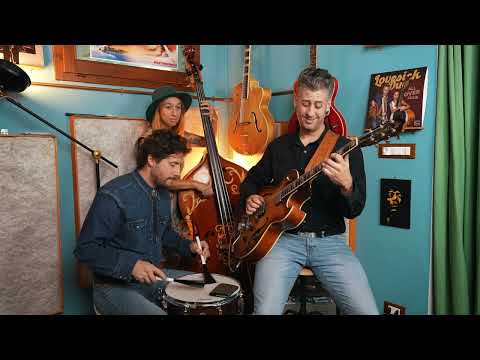 Silver Wings - Lovesick Duo (ft. Alessandro Cosentino)