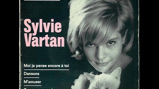 sylvie vartan  - moi je pense encore à toi (avec paroles)