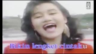 Download lagu GANTENGNYA PACARKU - NINI CARLINA mp3 Download lagu GANTENGNYA PACARKU - NINI CARLINA mp3