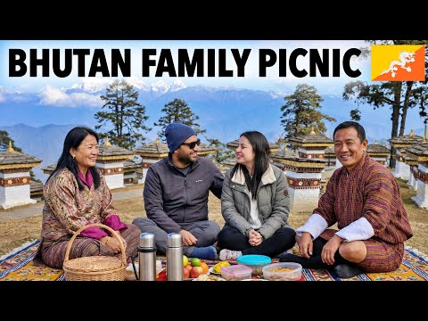 Family Picnic with Bhutanese Mother-in-Law 🇧🇹 DochuLa & Phobjika Valley