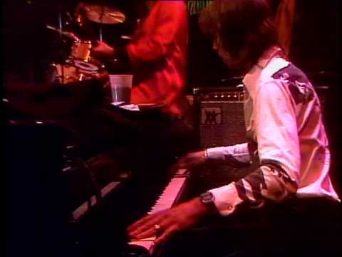 Graham Parker and the Rumour - Tripe Face Boogie