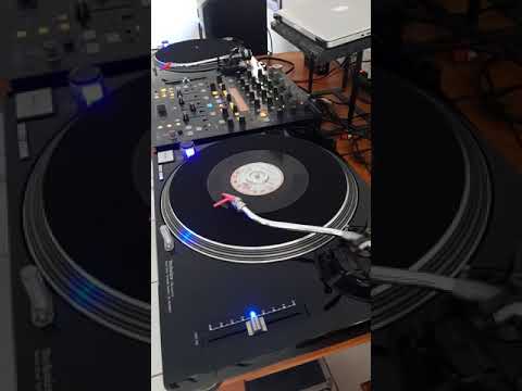 Kuf-Linx   What' Cha Gonna Do