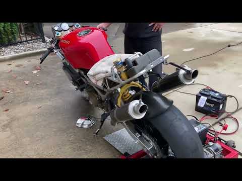 Ducati 1993 888/926 factory Corsa Giancarlo Falappa. Troy Corser 1994 USA AMA Superbike Champion. MC