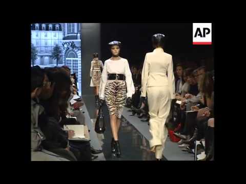 Novel outfits at Celine's Paris autumn winter 2007 show