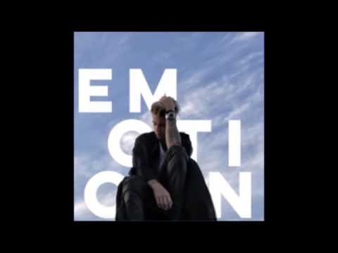 Justin Bieber - foreign remix  (Emotion - unreleased )