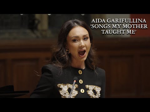 Aida Garifullina sings "Songs My Mother Taught Me" by Antonín Dvořák. (3/8)