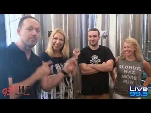 Steve from 93.3 WFLS Making our Spinnin' Pinetapple IPA for TAPS!