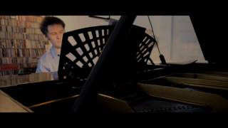 Jerry Goldsmith - Basic Instinct main theme - piano