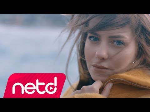 Sera Tokdemir feat. Mustafa Ceceli - Aşk Haklıyı Seçmiyor