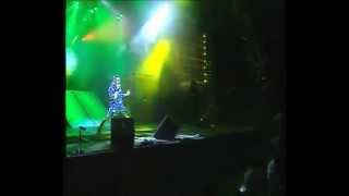 Ákos - Idelenn Idegen