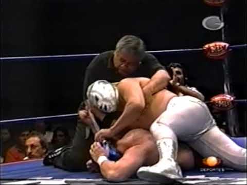 Son of the Holy One vs. Blue Demon Jr. (CMLL December 7th, 2002)