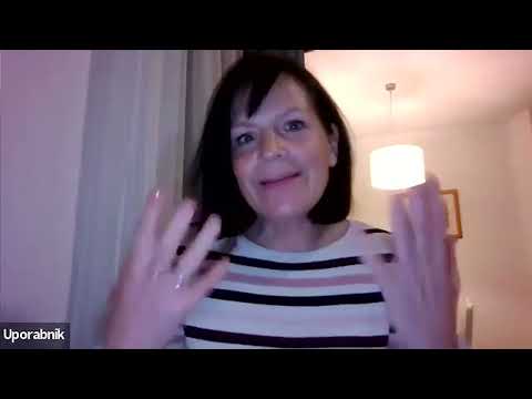 From Burnout Coach to Global Authority // The Authority Ascent Program by Sunny Lenarduzzi Review