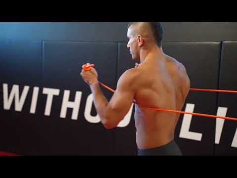 MMA conditioning training with the Dopamineo Bands