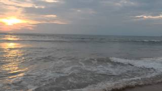 preview picture of video 'Phuket's beautiful Bang Tao Beach Sunset'